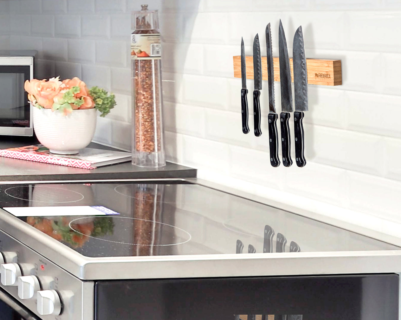 Bamboo Kitchen Collection Bundle - Two Pizza Peels, Cutting Board, and Knife Strip